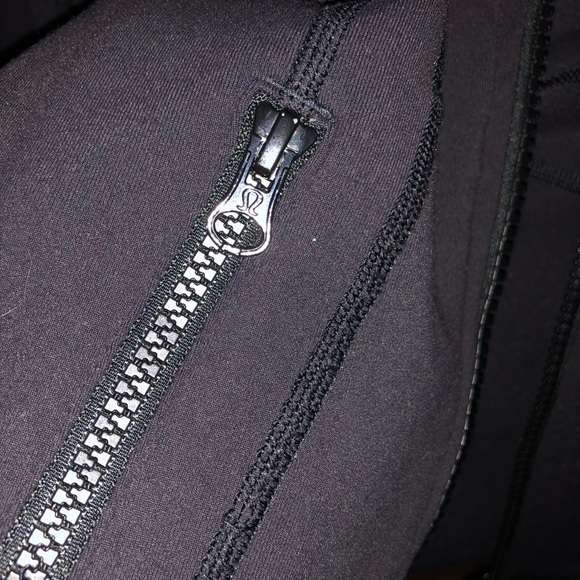Lululemon Define Jacket*SOLD* - Picture 6 of 7